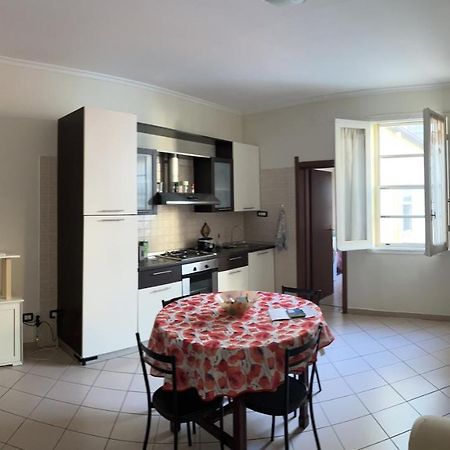 Casa Adriana, Centralissima, Confinante Ospedale Civile Сассарі Екстер'єр фото